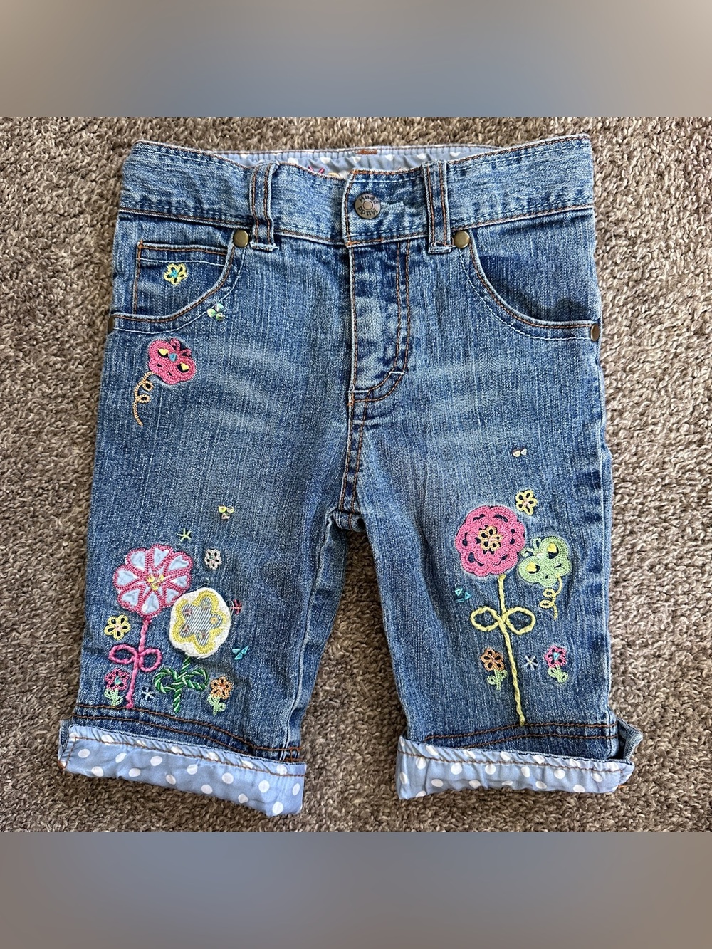 Mudd blue denim capris with embroidered flowers and ladybugs size 3T y2k vintage